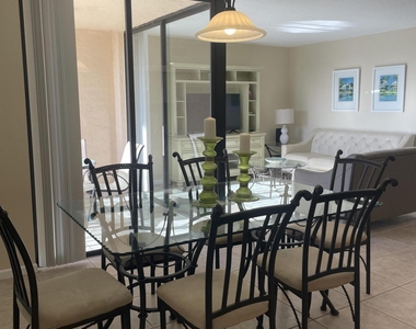 450 Egret Circle - Photo Thumbnail 10