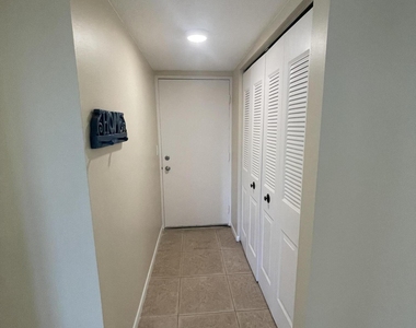 450 Egret Circle - Photo Thumbnail 13