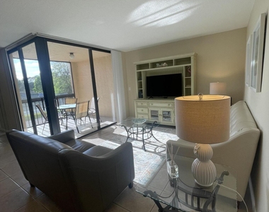 450 Egret Circle - Photo Thumbnail 9