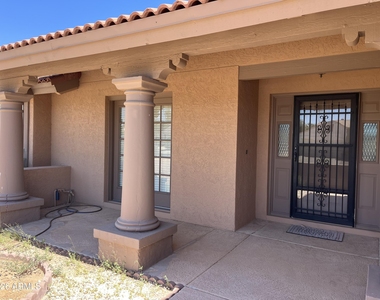 10624 W Griswold Road - Photo Thumbnail 2
