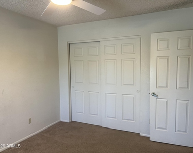 10624 W Griswold Road - Photo Thumbnail 21