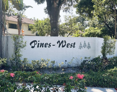 3054 S Oakland Forest Drive - Photo Thumbnail 25