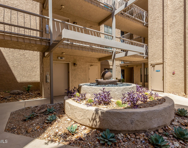 5136 N 31st Place - Photo Thumbnail 5