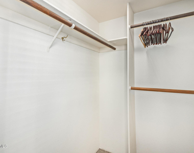 5136 N 31st Place - Photo Thumbnail 21