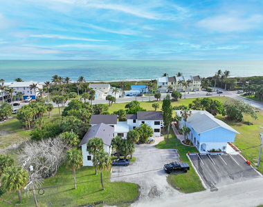 652 Hernando Street - Photo Thumbnail 11