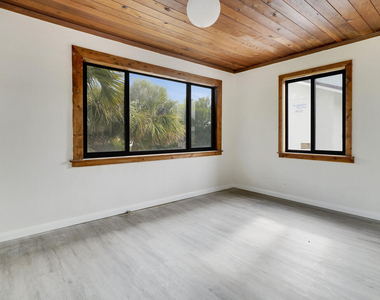652 Hernando Street - Photo Thumbnail 7