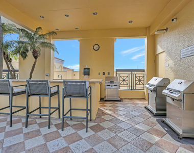701 S Olive Avenue - Photo Thumbnail 35