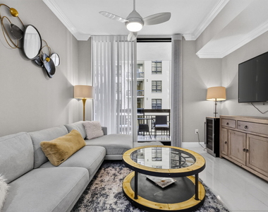 701 S Olive Avenue - Photo Thumbnail 1