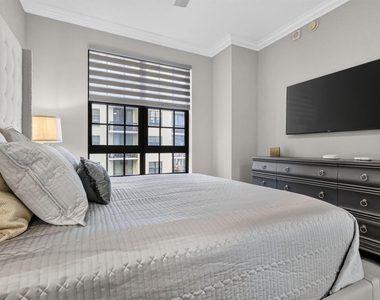 701 S Olive Avenue - Photo Thumbnail 10