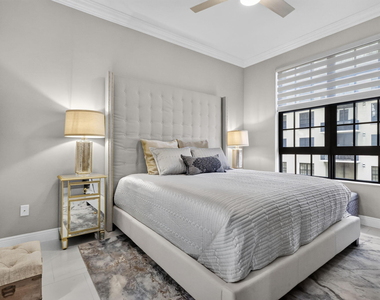 701 S Olive Avenue - Photo Thumbnail 9