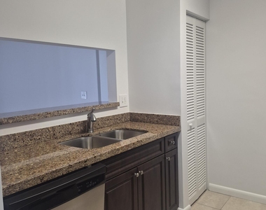 1739 Village Boulevard - Photo Thumbnail 14