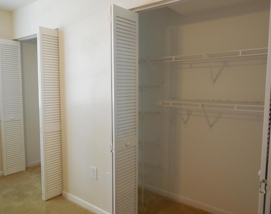 1739 Village Boulevard - Photo Thumbnail 17
