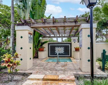 1739 Village Boulevard - Photo Thumbnail 4