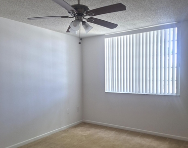 1739 Village Boulevard - Photo Thumbnail 16