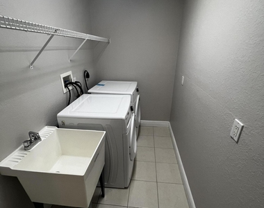 3456 Nw 99th Way - Photo Thumbnail 10