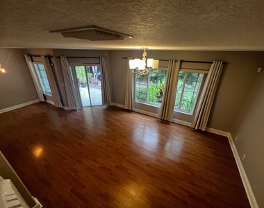 3456 Nw 99th Way - Photo Thumbnail 1