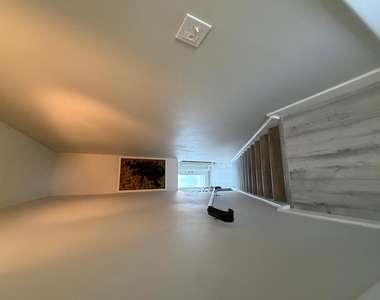 806 Nw 41st Court - Photo Thumbnail 27