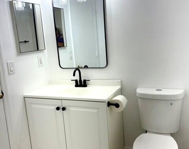 100 Crestwood Court N - Photo Thumbnail 50