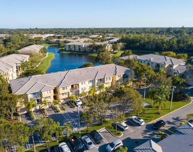 100 Crestwood Court N - Photo Thumbnail 47