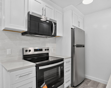 3045 Cornwall C - Photo Thumbnail 31