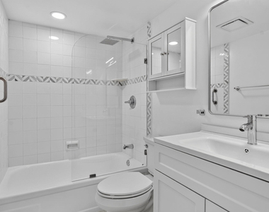 3045 Cornwall C - Photo Thumbnail 41