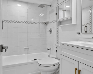 3045 Cornwall C - Photo Thumbnail 42
