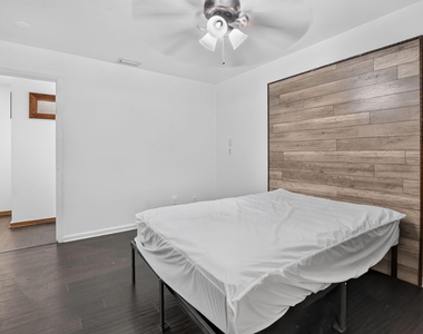 7813 Kenway Place W - Photo Thumbnail 21