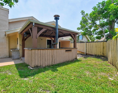 7813 Kenway Place W - Photo Thumbnail 41