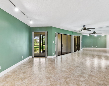 5800 Camino Del Sol - Photo Thumbnail 8