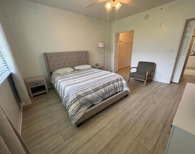 11790 Saint Andrews Place - Photo Thumbnail 8