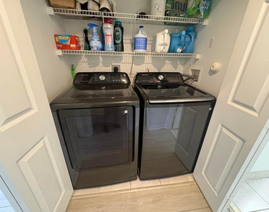 11790 Saint Andrews Place - Photo Thumbnail 10