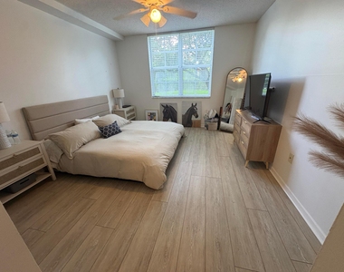 11790 Saint Andrews Place - Photo Thumbnail 15