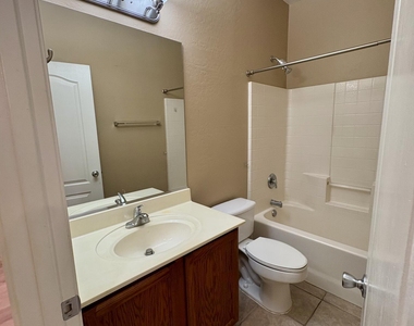 8234 W Salter - Photo Thumbnail 24