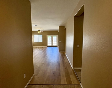 8234 W Salter - Photo Thumbnail 3