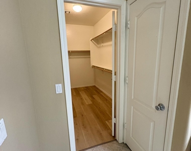 8234 W Salter - Photo Thumbnail 18
