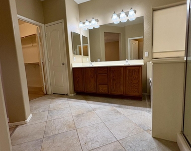 8234 W Salter - Photo Thumbnail 19
