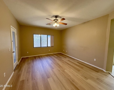 8234 W Salter - Photo Thumbnail 14