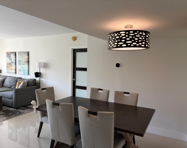 3625 N Country Club Drive - Photo Thumbnail 3