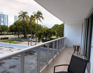 3625 N Country Club Drive - Photo Thumbnail 21
