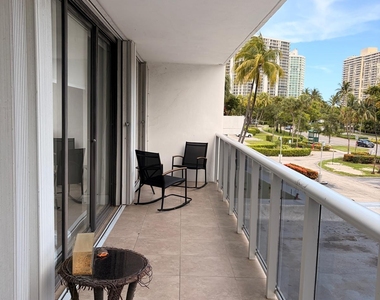 3625 N Country Club Drive - Photo Thumbnail 20