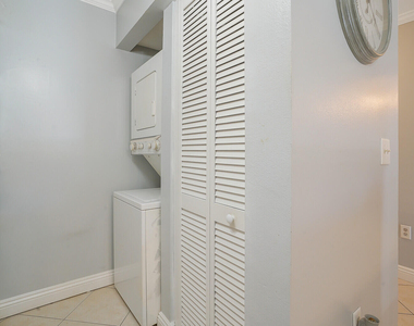 4855 Via Palm Lakes - Photo Thumbnail 6