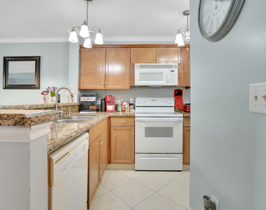 4855 Via Palm Lakes - Photo Thumbnail 3