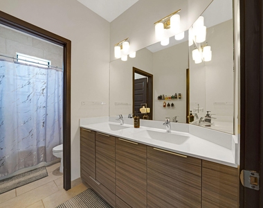 15451 Nw 88th Avenue - Photo Thumbnail 29