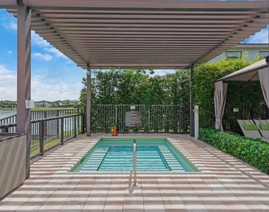 15451 Nw 88th Avenue - Photo Thumbnail 46