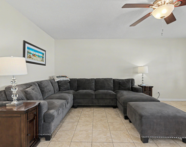 2455 Ne 51st Street - Photo Thumbnail 30