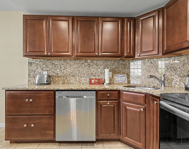 2455 Ne 51st Street - Photo Thumbnail 29