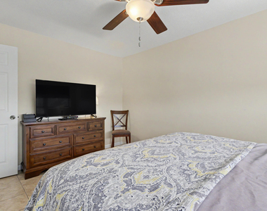 2455 Ne 51st Street - Photo Thumbnail 16