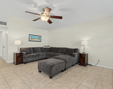 2455 Ne 51st Street - Photo Thumbnail 27