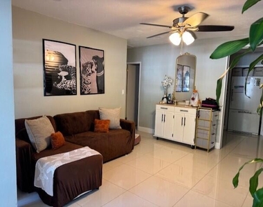 410 Sw 7th Street - Photo Thumbnail 2