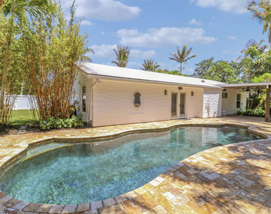 19931 Jasmine Drive - Photo Thumbnail 2
